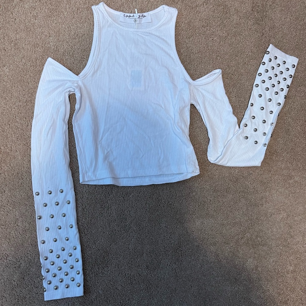 studded cold shoulder crop top